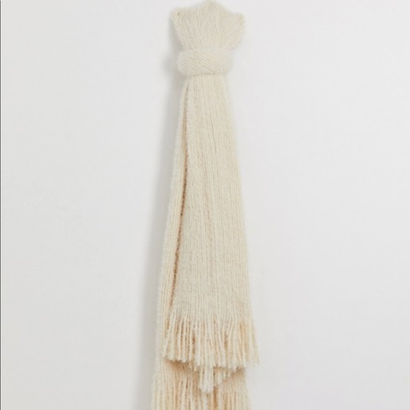 Free People Accessories - Free People // Wisper Fringe Blanket Scarf